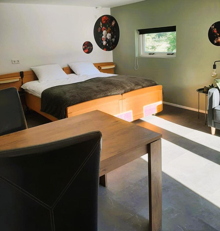 Bed and Breakfast Grutsk Op 12 Драхтен Екстер'єр фото